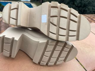 Botines Beige con Goma Elástica