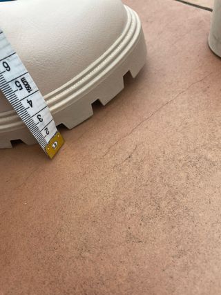 Botines Beige con Goma Elástica