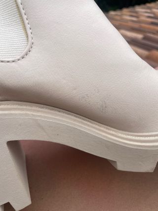 Botines Beige con Goma Elástica