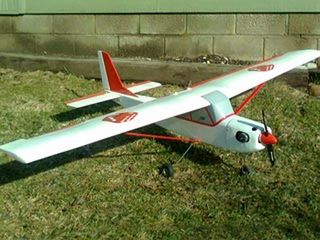 PLANOS EN PAPEL (2) DE AVION CHACAL DE MODELHOB