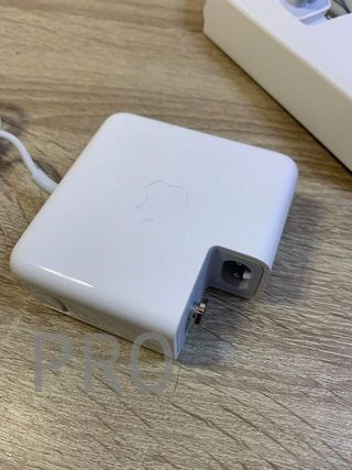 Adaptador de Corriente Apple MagSafe - Apple
