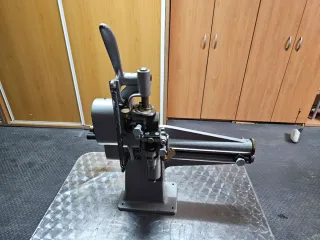 Máquina Rody para Reparación de Calzado