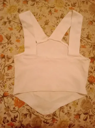 Top blanco tirantes cruzados