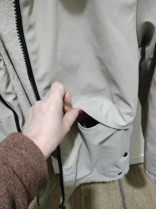 Chubasquero niña Zara beige 11/12 años