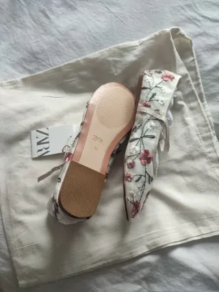 Zapatos Zara bordados flores