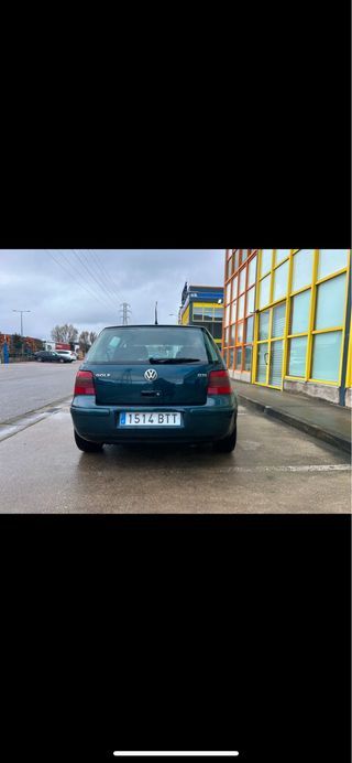 Volkswagen Golf 2002