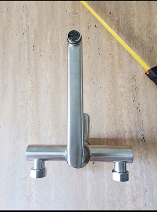 Grifo de pared cocina fregadero nuevo plateado