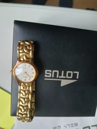 Reloj Lotus Mujer Dorado Pulsera