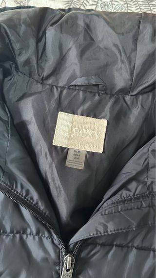 Chaqueta Roxy Negra con Capucha
