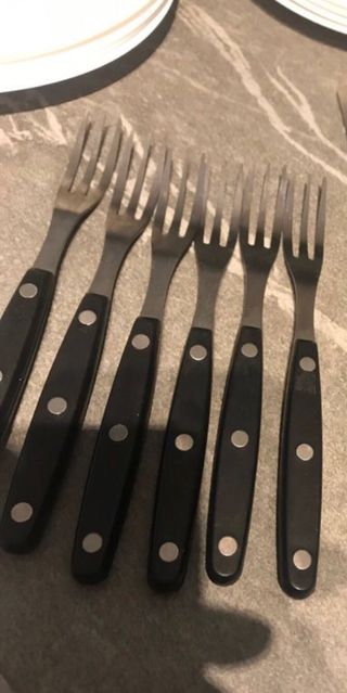 Vajilla blanca ... regalo tenedores