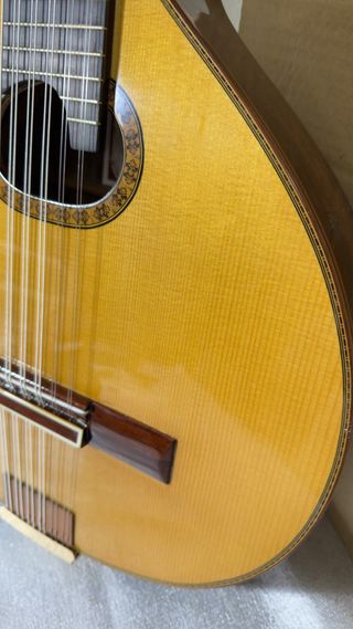 Laúd Palo Santo de Río. Prudencio Sáez