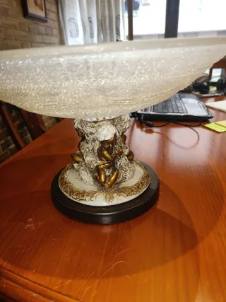 Adorno centro mesa cristal beige/dorado