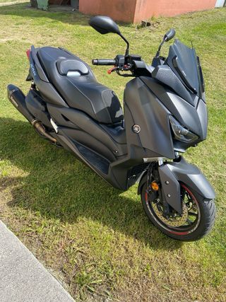 Yamaha XMAX 400 - Maxi Scooter 2018
