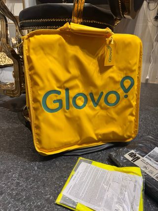 Maleta Glovo e Impermeable Talla XL nueva