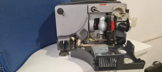 Proyector de cine Super 8 Sankyo Dualux 1000