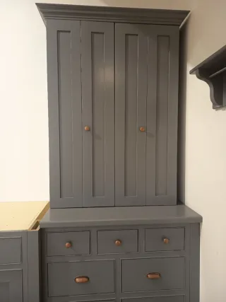 Cocina de exposición gris