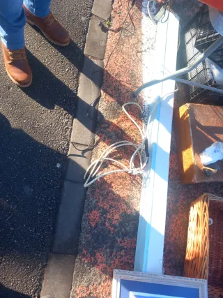 Proyector de cine 3 lentes con pantalla