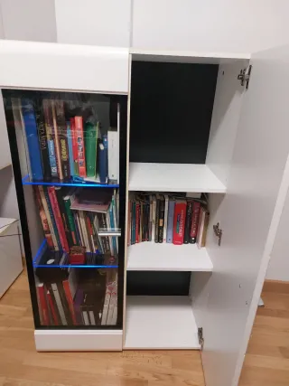 Muebles salón comedor blanco y cristal