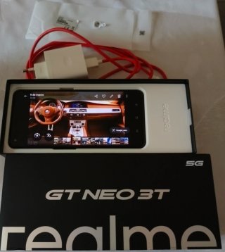 Realme GT NEO 3T