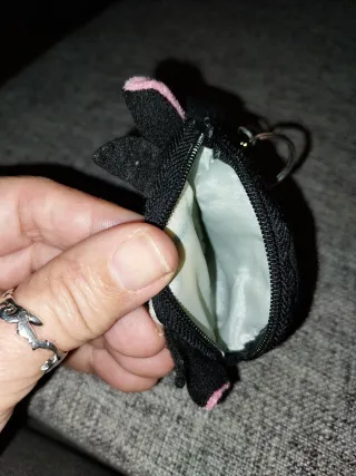 Monedero de peluche vaquita