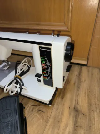 Máquina de coser Sigma 2000