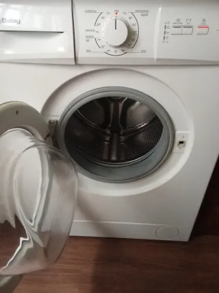 Lavadora Balay 1000 rpm seminueva