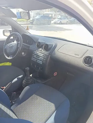 Ford Fiesta 2004