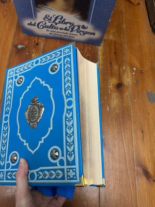 El libro del culto a la Virgen