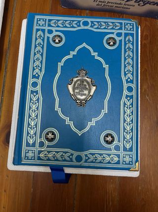El libro del culto a la Virgen