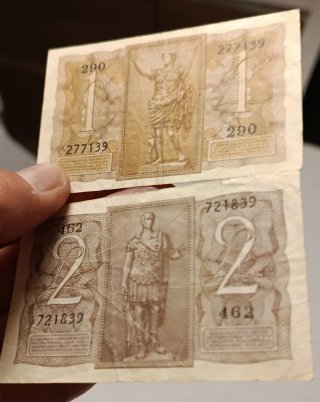 24#. Banconote 1 e 2 Lire.