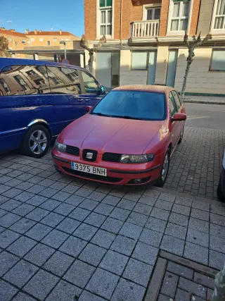 SEAT Leon 2001se vende o cambia