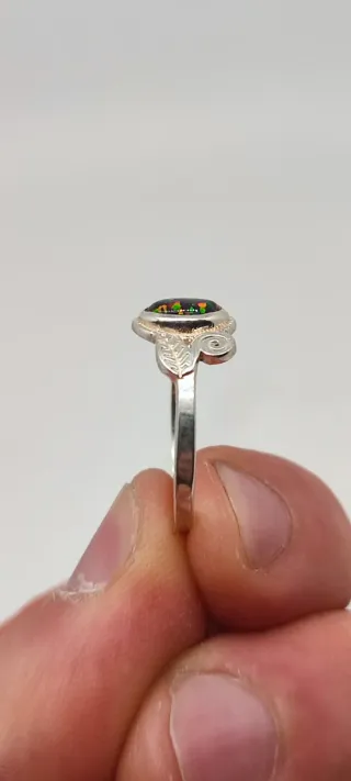 Anillo de Plata y Ópalo Negro.