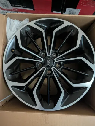 Llantas Ford Focus mk4 18 pulgadas