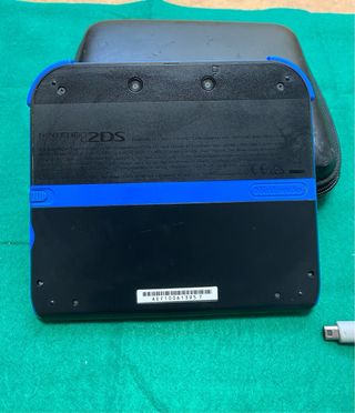 Nintendo 2DS Blu e Nero
