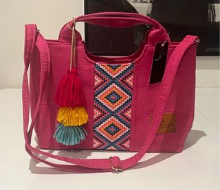 Bolso artesanal Angelozano fucsia- Nuevo