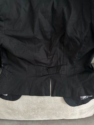 Giacca H&M nera con fodera floreale taglia M