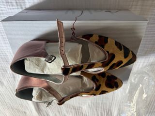 Bailarinas leopardo y rosa