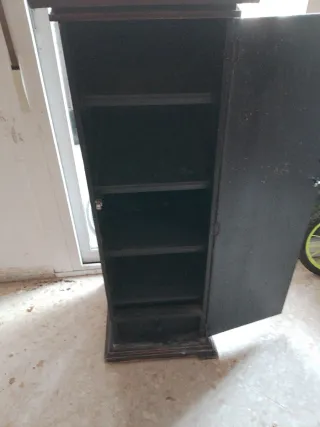 Mueble antiguo forma púlpito madera