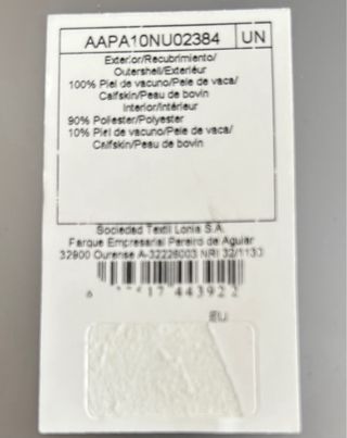 Bolso de mano morado con cadena dorada y morada