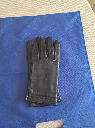 Lote guantes  piel  señora,no tienen marca obligan