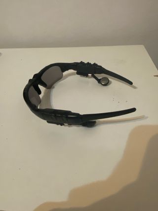 Occhiali da sole con cuffie Bluetooth