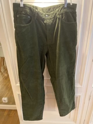 Pantalones pana Zara verde talla L