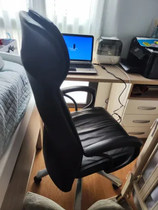 Silla Ejecutiva Cuero Negra