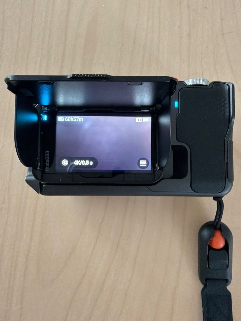 Insta360 Ace Pro 2 + Xplorer Grip Pro afbeelding 10