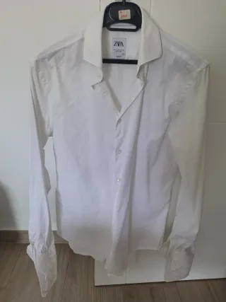 ZARA camisa blanca