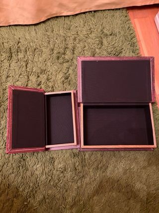 2 Libros decorativos con caja interior