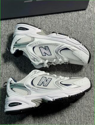 New Balance 530 Talla 39.5 Blanco/Gris