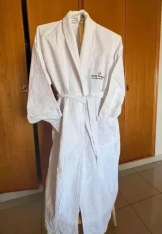 Albornoz blanco Grand Palladium Cancún | Nuevo