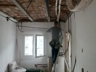 Equipo montadores de pladur