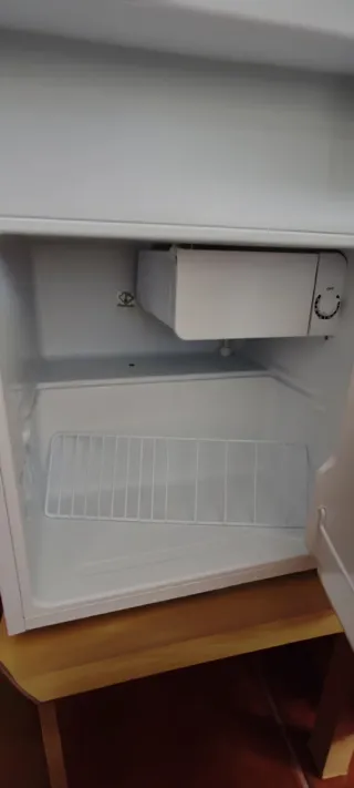 Nevera Qilive blanca Pequeña